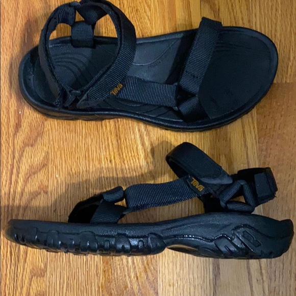 EUC Teva Sandals - Picture 5 of 8